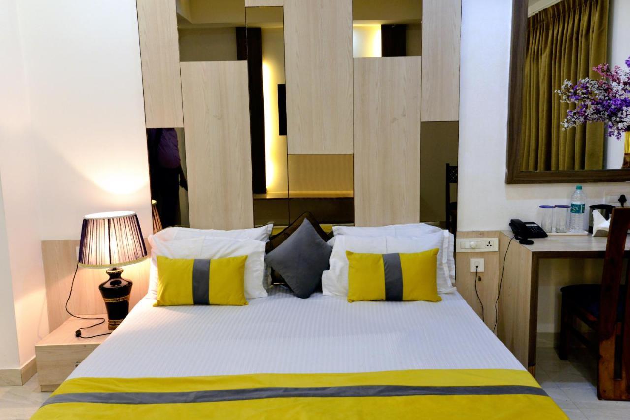 Hotel The Yellow Nayagaon Eksteriør billede